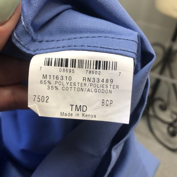 Landau Essentials Unisex Relaxed Fit 1-Pocket V-Neck Scrub Top 7502 TMD Blue - Picture 9 of 12